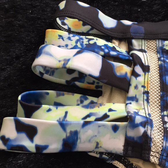 6 Shore Road Swim - Picture 2 of 6